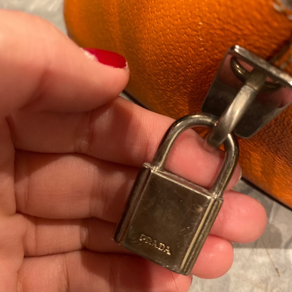 Vintage Prada bag - Picture 7 of 8